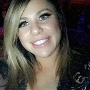 Meet your Posher, Talia